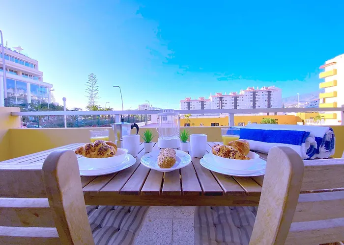 Tropicalidays Cristianos Angel * לוס כריסטיאנוס